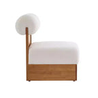 Fauteuil d'appoint en bouclé et hévéa avec dossier roulé