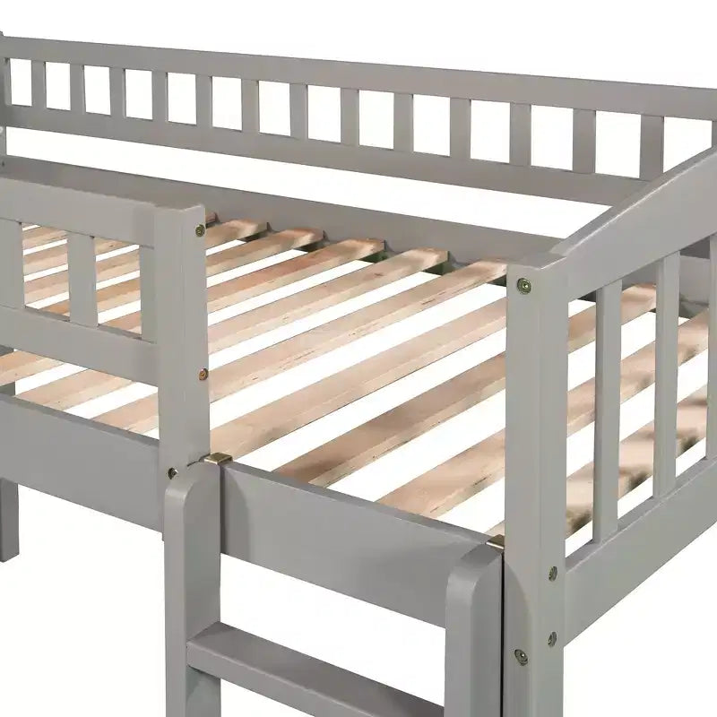Lit mezzanine en bois avec toboggan et échelle de 196,6 cm de long x 225,8 cm de large, taille double